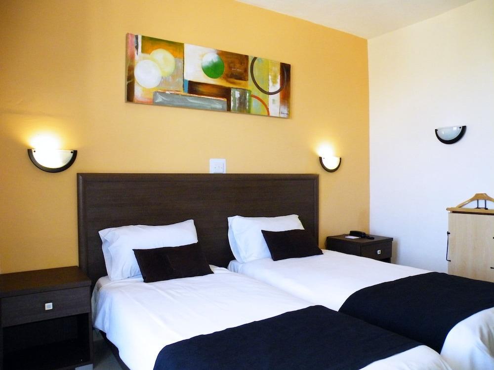 Dean Hamlet Hotel Saint Julian's Bagian luar foto