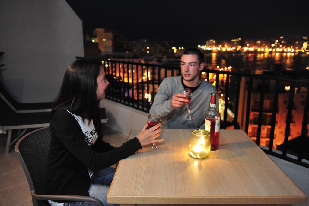 Dean Hamlet Hotel Saint Julian's Bagian luar foto