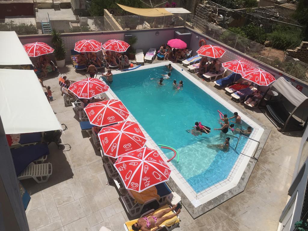Dean Hamlet Hotel Saint Julian's Bagian luar foto