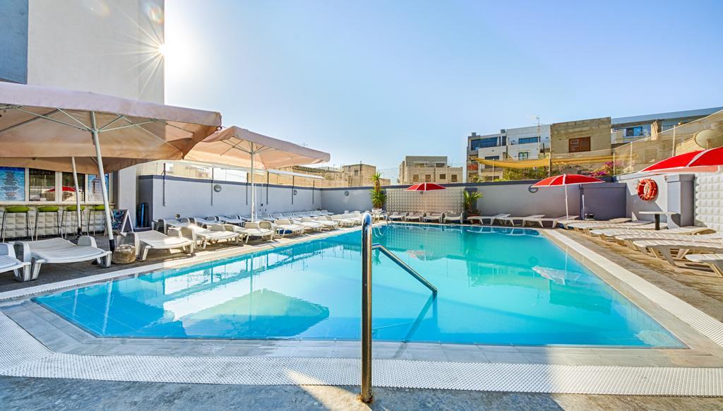 Dean Hamlet Hotel Saint Julian's Bagian luar foto