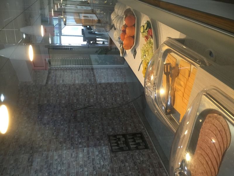 Dean Hamlet Hotel Saint Julian's Bagian luar foto