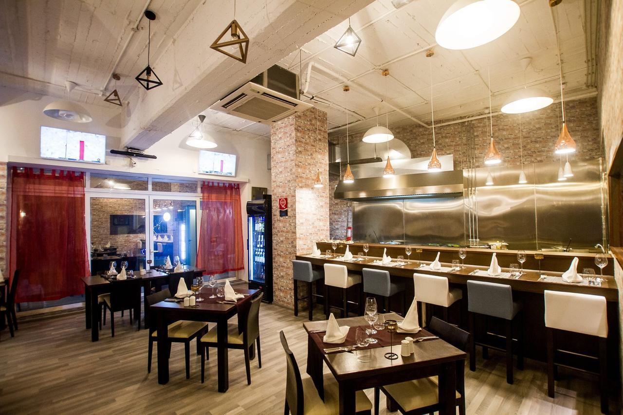 Dean Hamlet Hotel Saint Julian's Bagian luar foto