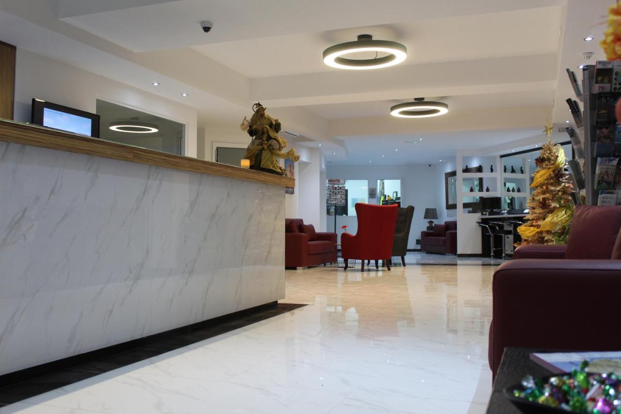 Dean Hamlet Hotel Saint Julian's Bagian luar foto